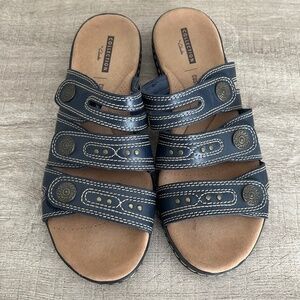 Clarks Collection Sandals Soft Cushion Slide Navy Size 7.5
